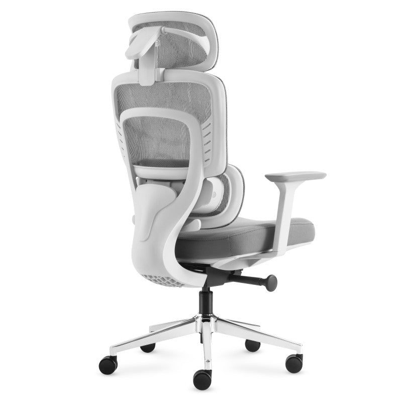 OUTLET Fotel biurowy z masażem Mark Adler Visioner 6.1 Grey