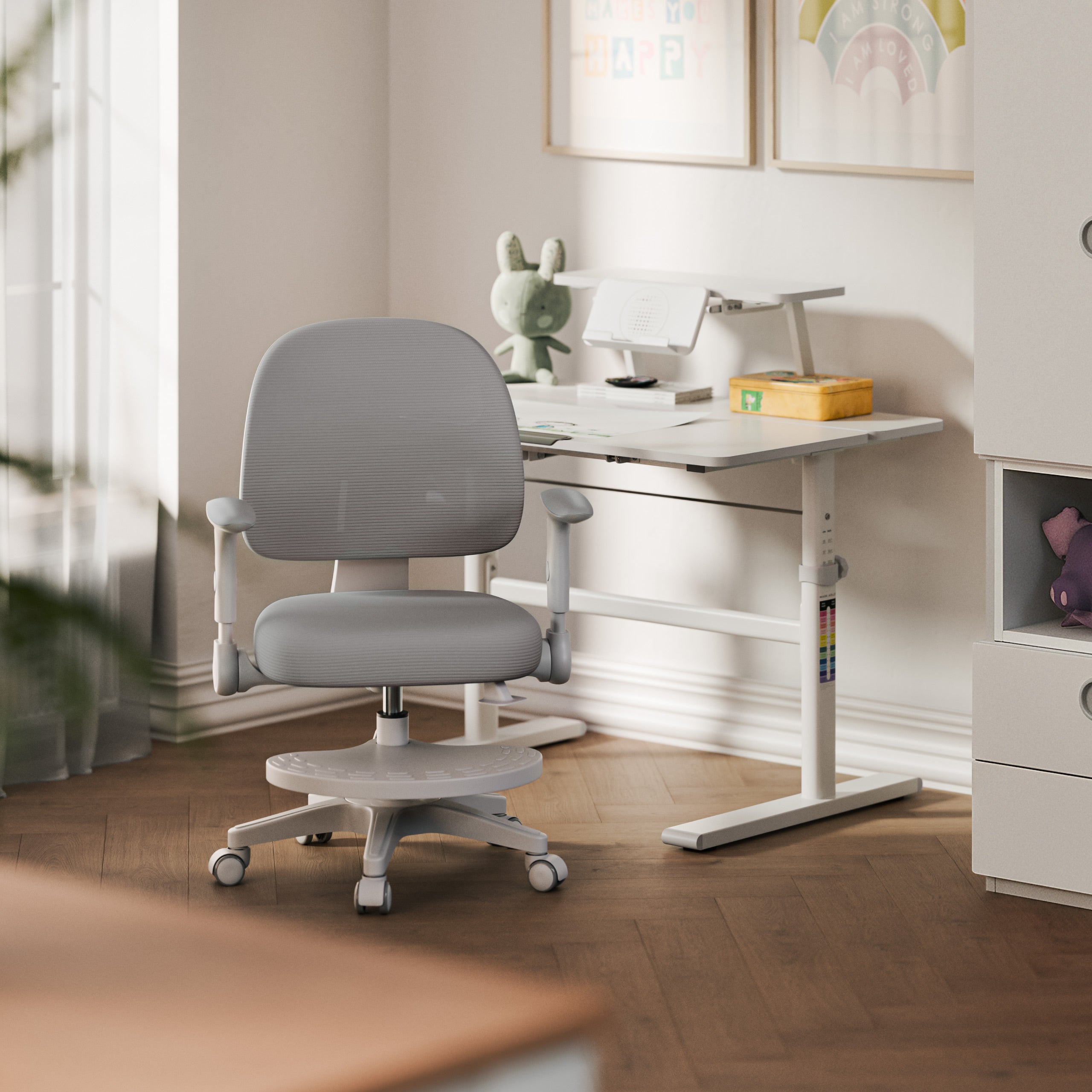 Ergonomiczny fotel obrotowy dla dzieci