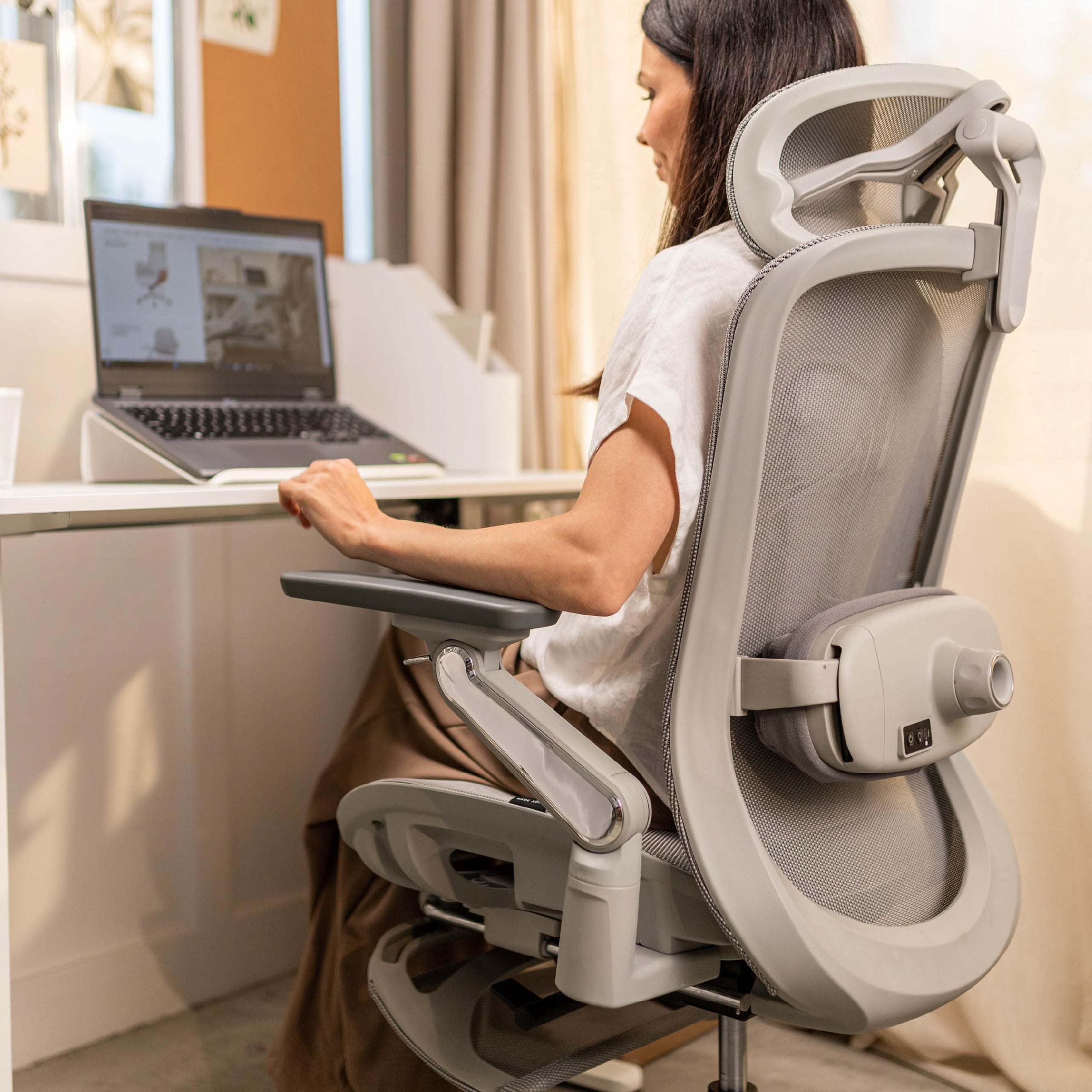 OUTLET Fotel ergonomiczny z masażem Mark Adler Leadpro 8.7 Grey