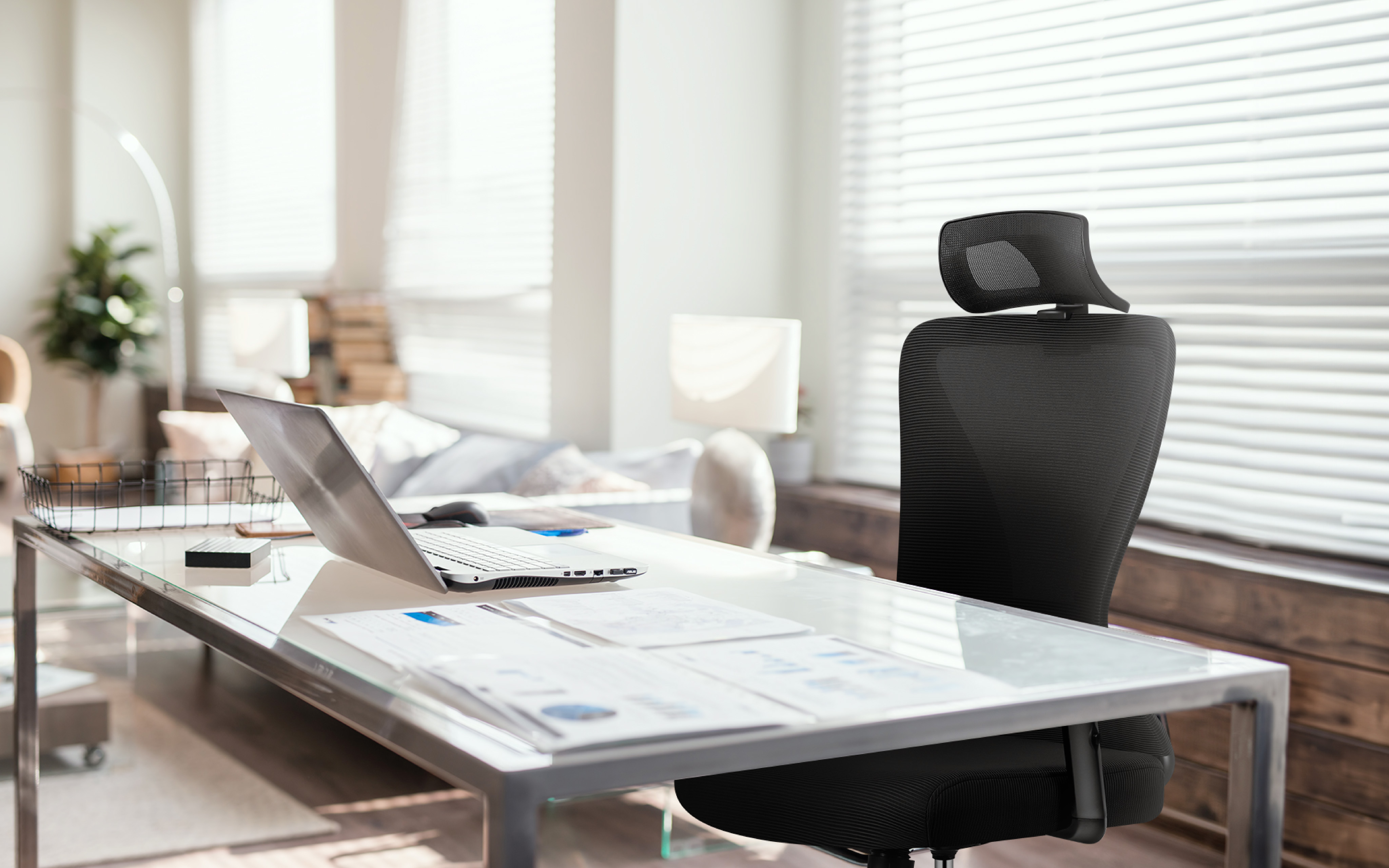 Przód fotela biurowego Manager 3.5 Black