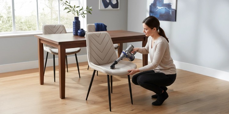 Jak skutecznie czyścić krzesła tapicerowane? Praktyczny poradnik