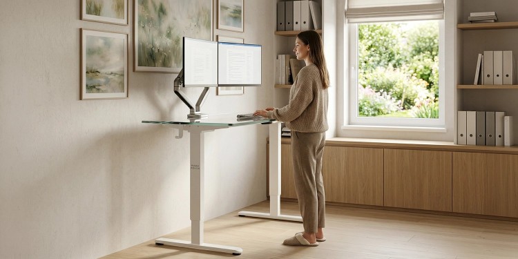 Czy warto kupić stelaż biurka elektrycznego? Wady i zalety